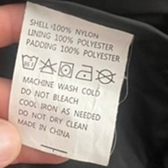 Vegas Golden Knights womens black puffy jacket sz large - Picture 6 of 9